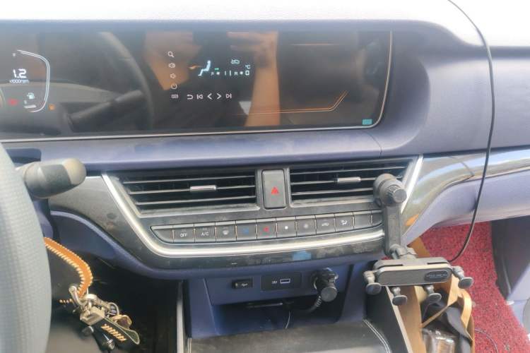 Used BAW Ruisheng Ace M7 2023 1.6L Standard Wheelbase Wealth Creation Version 7 Seats Audio And AC Panel