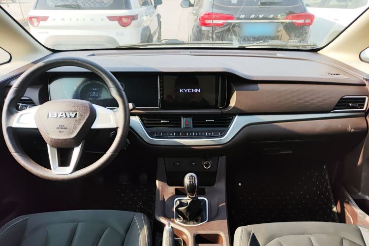 Used BAW Ruisheng Ace M7 2023 1.6L Standard Wheelbase Wealth Creation Version 7 Seats Center Console