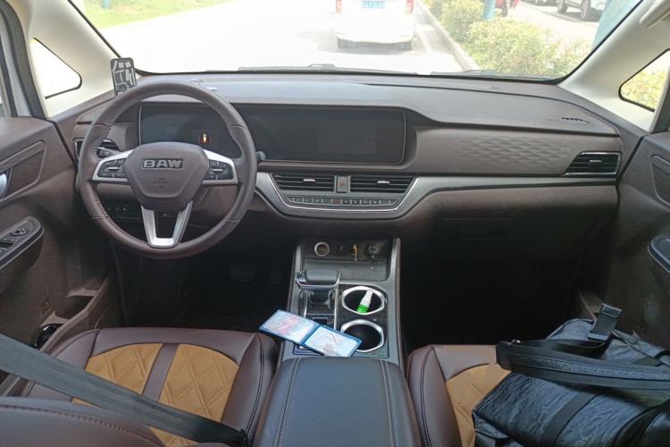 Used BAW Ruisheng Ace M7 2023 2.0L Automatic Long Wheelbase Enjoyment Version 7 Seats Center Console