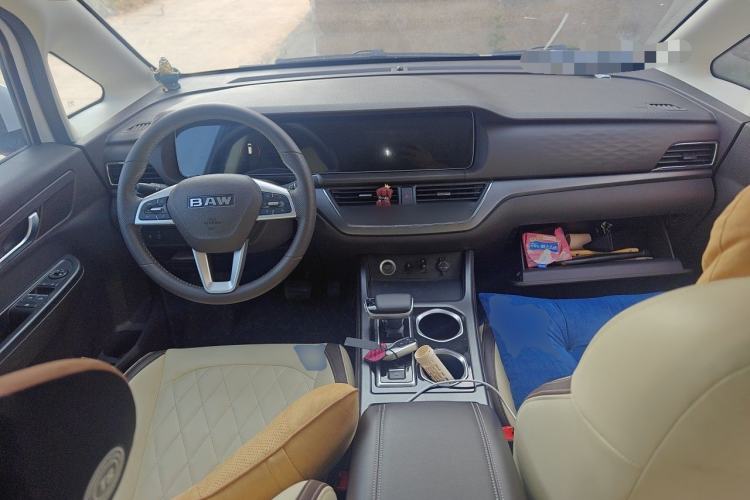 Used BAW Ruisheng Ace M7 2023 2.0L Automatic Long-wheelbase Business Version 7 Seats Center Console