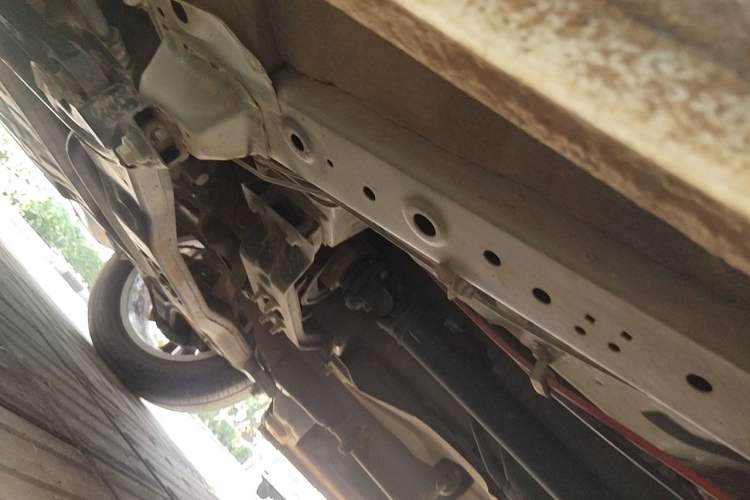Used BAW Ruisheng Ace M7 2023 1.6L Standard Wheelbase Enjoy Edition 7-seater Chassis Front Left