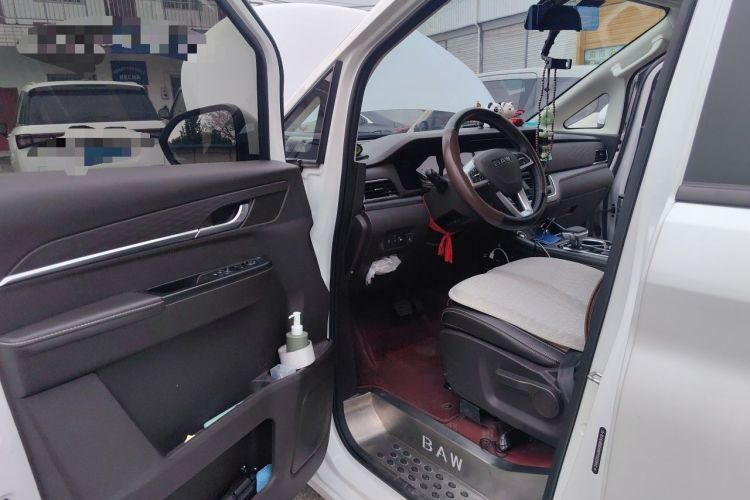 Used BAW Ruisheng Ace M7 2023 2.0L Automatic Long-wheelbase Business Version 7 Seats Driver Seat