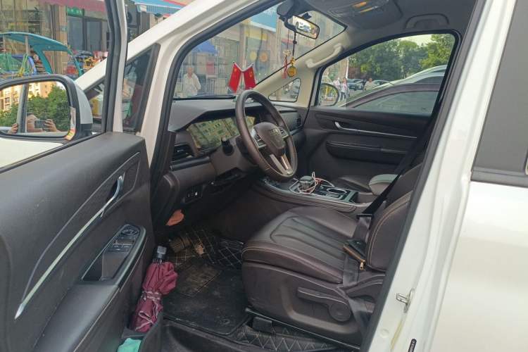 Used BAW Ruisheng Ace M7 2023 2.0L Automatic Long-wheelbase Business Version 7 Seats Driver Seat