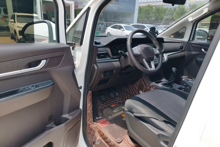 Used BAW Ruisheng Ace M7 2023 1.6L Long Wheelbase Wealth Creation Version 7 Seats Driver Seat