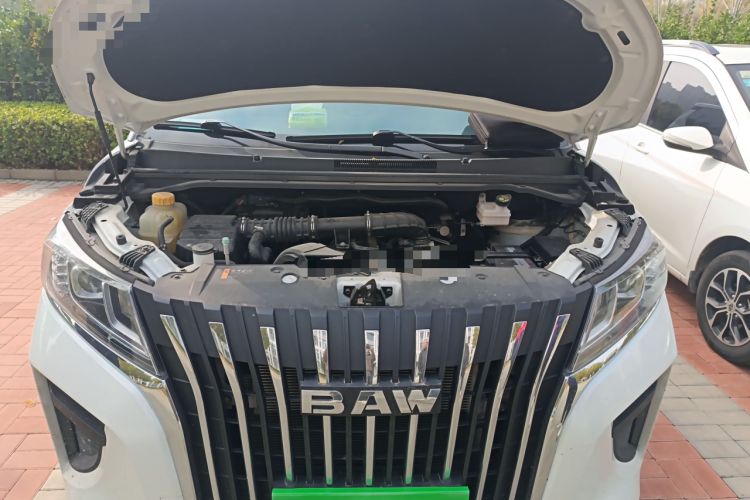 Used BAW Ruisheng Ace M7 2023 2.0L Automatic Long Wheelbase Enjoyment Version 7 Seats Engine Bay