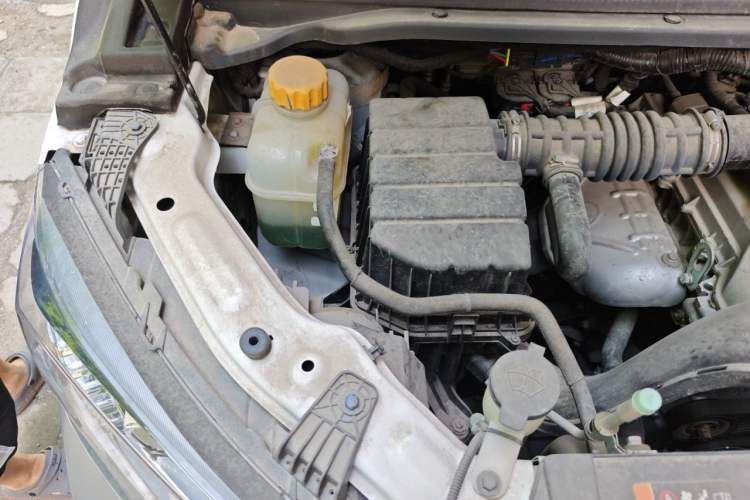 Used BAW Ruisheng Ace M7 2023 2.0L Automatic Long-wheelbase Business Version 7 Seats Engine Bay Right