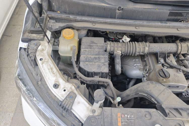 Used BAW Ruisheng Ace M7 2023 2.0L Automatic Long Wheelbase Enjoyment Version 7 Seats Engine Bay Right