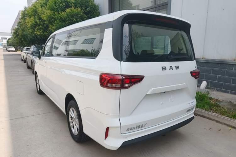 Used BAW Ruisheng Ace M7 2023 2.0L Long-wheelbase Business Version 7 Seats Exterior 2