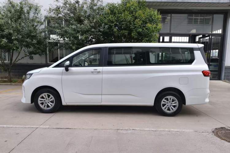Used BAW Ruisheng Ace M7 2023 2.0L Long Wheelbase Enjoyment Version 7 Seats Exterior 4