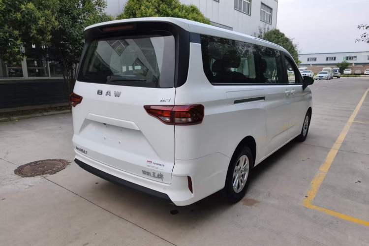 Used BAW Ruisheng Ace M7 2023 2.0L Long Wheelbase Enjoyment Version 7 Seats Exterior 5