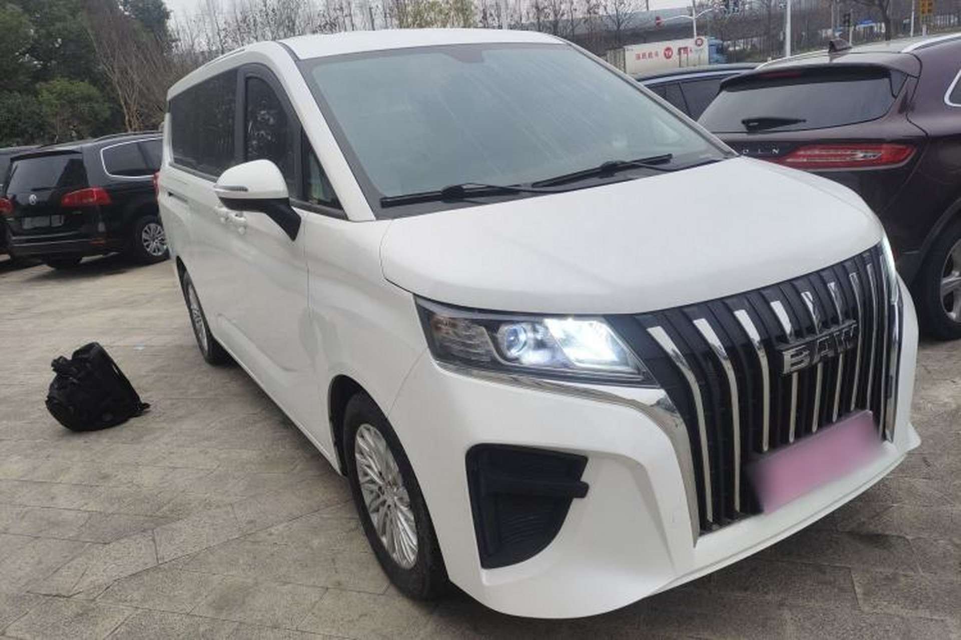 Used BAW Ruisheng Ace M7 2023 2.0L Automatic Long Wheelbase Enjoyment Version 7 Seats Front Right 45 Deg