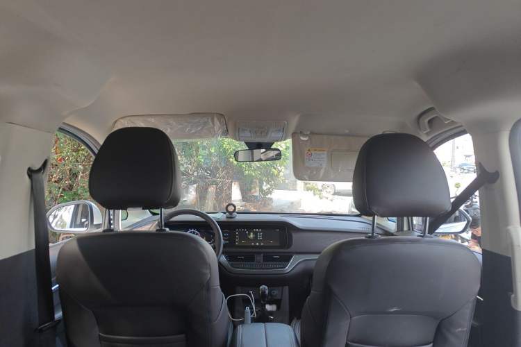 Used BAW Ruisheng Ace M7 2023 2.0L Long-wheelbase Executive Version 7 Seats Headliner