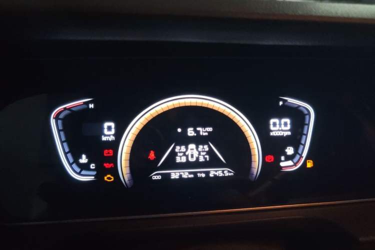 Used BAW Ruisheng Ace M7 2023 2.0L Long Wheelbase Entrepreneur Edition 2 Seats Instrument Cluster