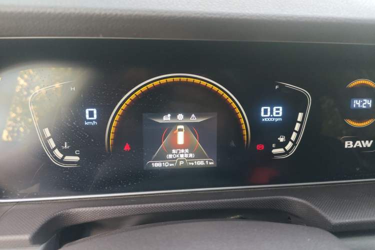 Used BAW Ruisheng Ace M7 2023 2.0L Automatic Long Wheelbase Enjoyment Version 7 Seats Instrument Cluster