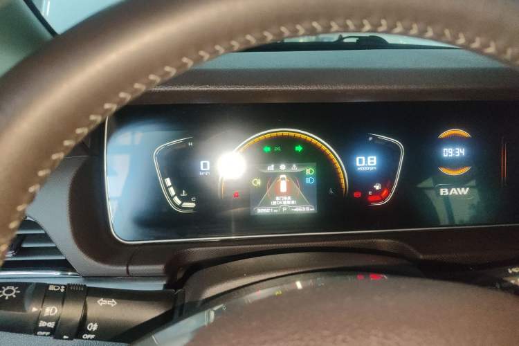Used BAW Ruisheng Ace M7 2023 2.0L Automatic Long Wheelbase Enjoyment Version 7 Seats Instrument Cluster