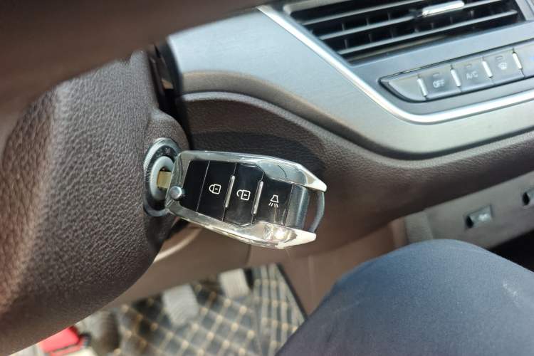 Used BAW Ruisheng Ace M7 2023 1.6L Standard Wheelbase Wealth Creation Version 7 Seats Interior 1