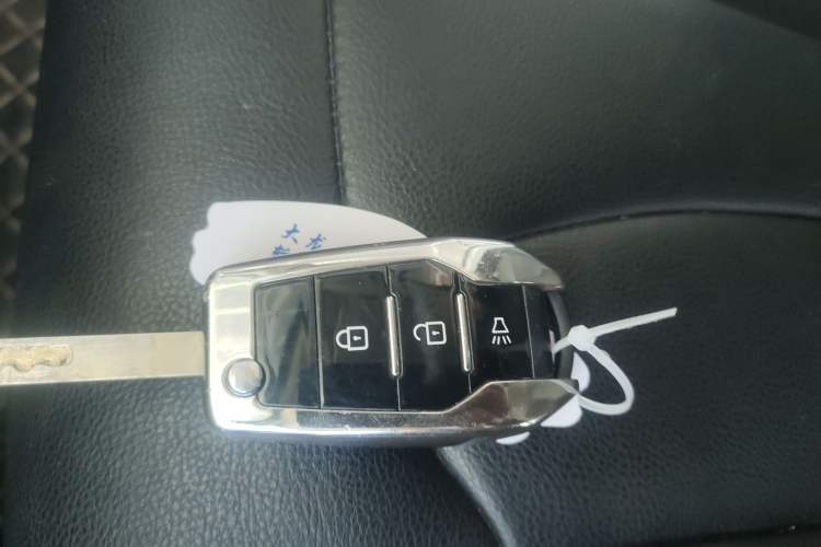 Used BAW Ruisheng Ace M7 2023 2.0L Long Wheelbase Wealth Creation Version 7 Seats Interior 1