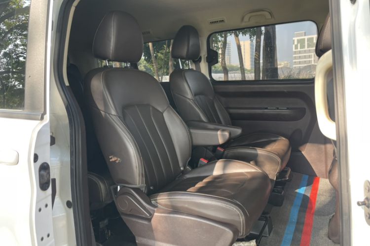 Used BAW Ruisheng Ace M7 2023 2.0L Automatic Long Wheelbase Business Version 9 Seats Interior 2
