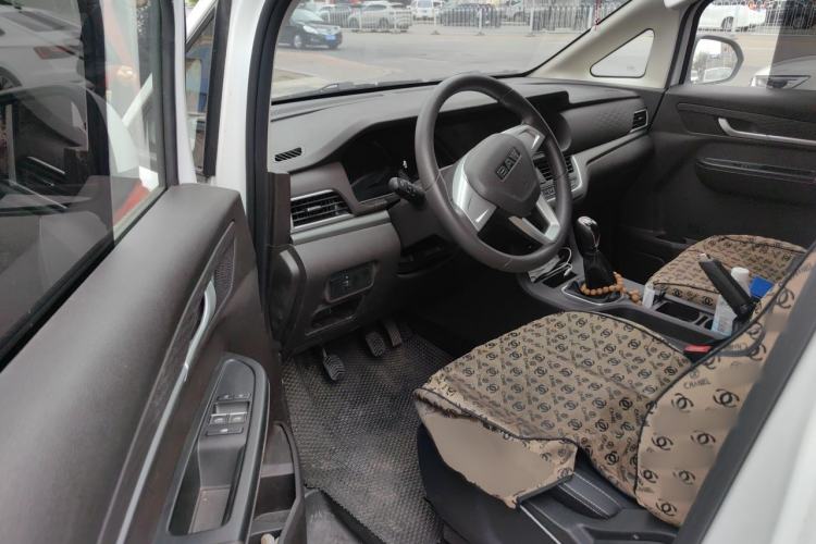 Used BAW Ruisheng Ace M7 2023 2.0L Long Wheelbase Wealth Creation Version 9 Seats Interior 3