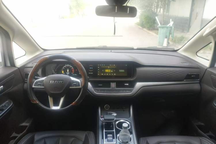 Used BAW Ruisheng Ace M7 2023 2.0L Automatic Long-wheelbase Business Version 7 Seats Interior 4