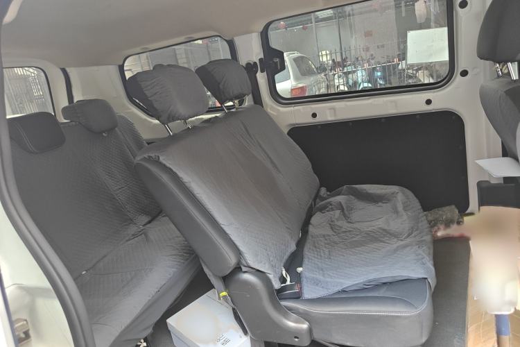 Used BAW Ruisheng Ace M7 2023 1.6L Standard Wheelbase Wealth Creation Version 7 Seats Interior 4