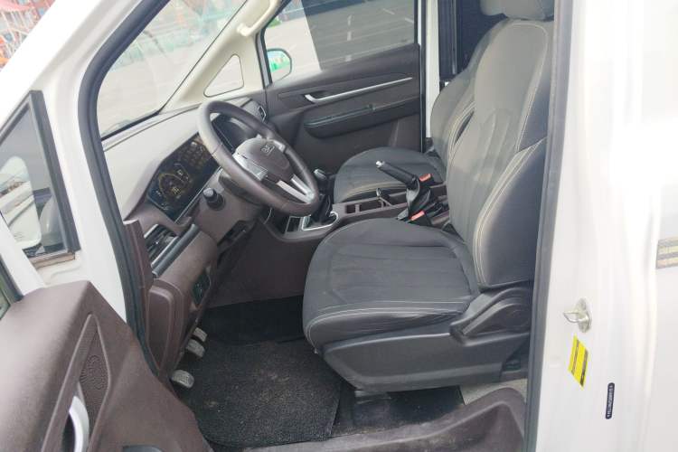 Used BAW Ruisheng Ace M7 2023 2.0L Long Wheelbase Entrepreneur Edition 2 Seats Left Front Seat