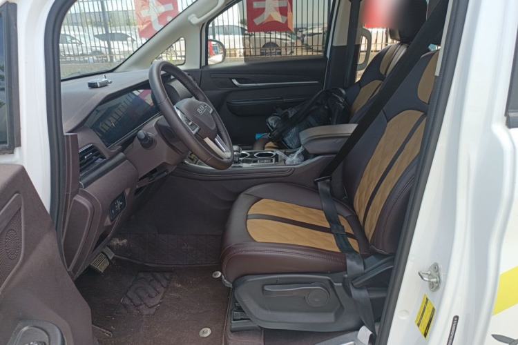 Used BAW Ruisheng Ace M7 2023 2.0L Automatic Long Wheelbase Enjoyment Version 7 Seats Left Front Seat