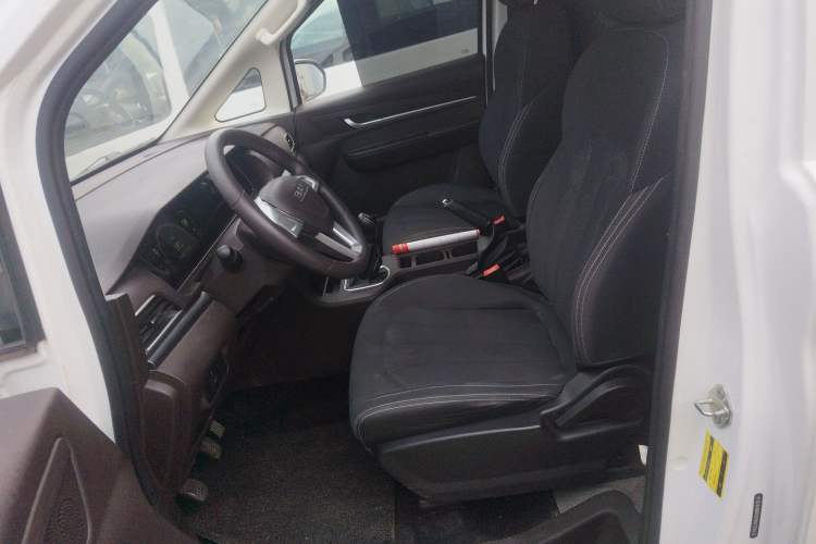 Used BAW Ruisheng Ace M7 2023 2.0L Long Wheelbase Entrepreneur Edition 2 Seats Left Front Seat