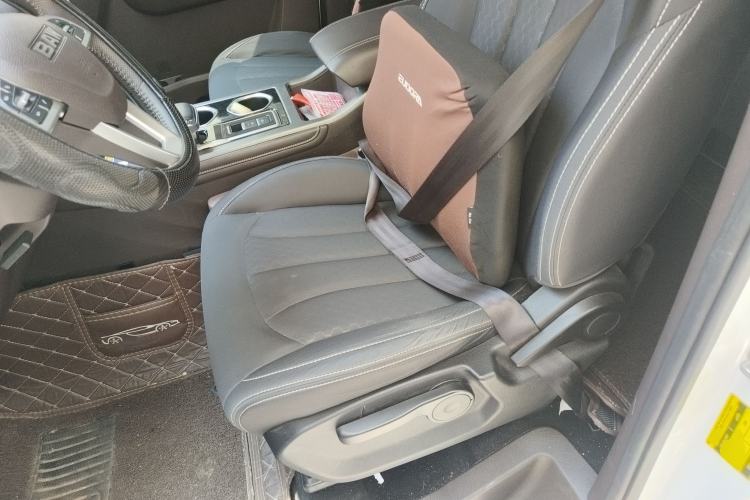 Used BAW Ruisheng Ace M7 2023 2.0L Automatic Long Wheelbase Enjoyment Version 7 Seats Left Front Seat