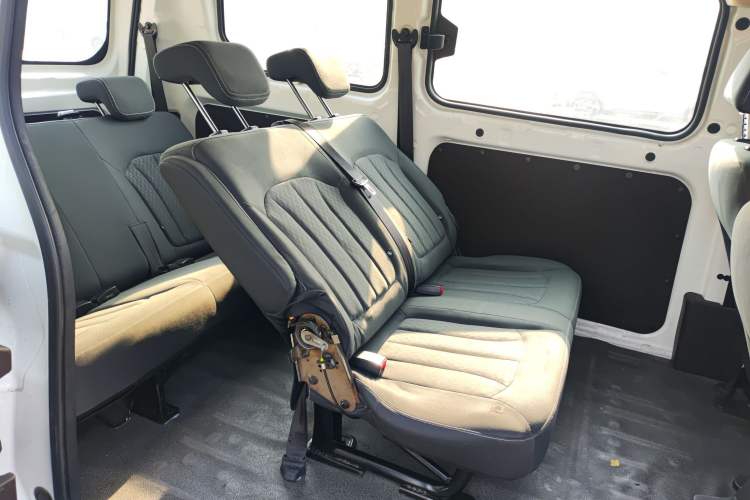 Used BAW Ruisheng Ace M7 2023 1.6L Standard Wheelbase Wealth Creation Version 7 Seats Left Rear Seat