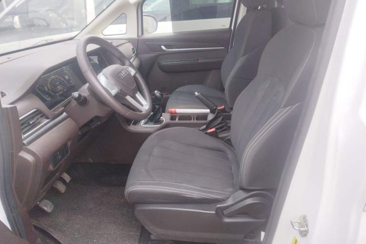Used BAW Ruisheng Ace M7 2023 2.0L Long Wheelbase Entrepreneur Edition 2 Seats Left Rear Seat