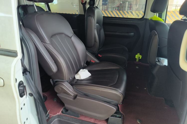 Used BAW Ruisheng Ace M7 2023 2.0L CNG Long Wheelbase Luxury Commercial Version with 9 Individual Seats Left Rear Seat