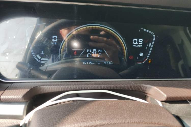 Used BAW Ruisheng Ace M7 2023 2.0L CNG Long Wheelbase Wealth Creation Version 7-seater Odometer Close Up