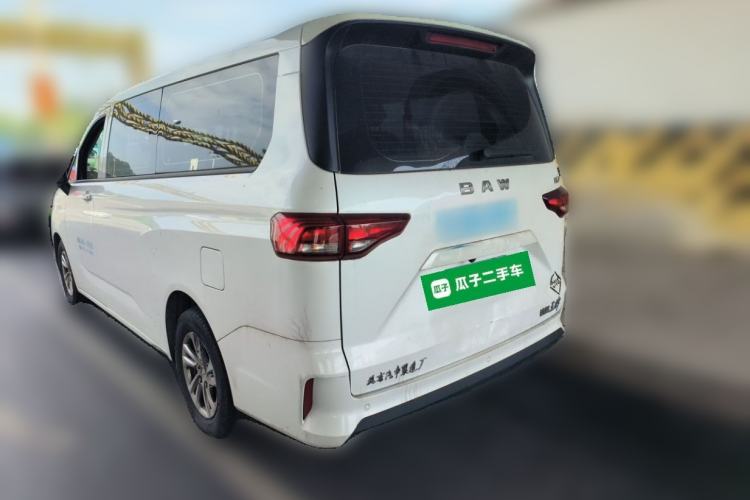 Used BAW Ruisheng Ace M7 2023 2.0L CNG Long Wheelbase Luxury Commercial Version with 9 Individual Seats Rear Left 45 Deg