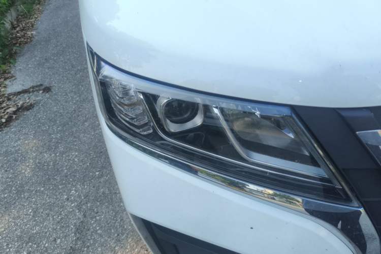 Used BAW Ruisheng Ace M7 2023 2.0L Automatic Long Wheelbase Enjoyment Version 7 Seats Right Front Headlight