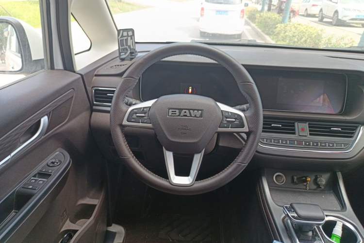 Used BAW Ruisheng Ace M7 2023 2.0L Automatic Long Wheelbase Enjoyment Version 7 Seats Steering Wheel