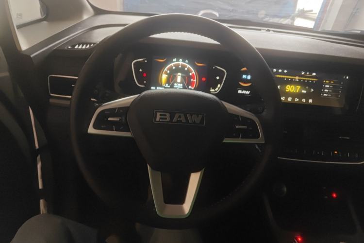Used BAW Ruisheng Ace M7 2023 2.0L Automatic Long Wheelbase Business Version 9 Seats Steering Wheel
