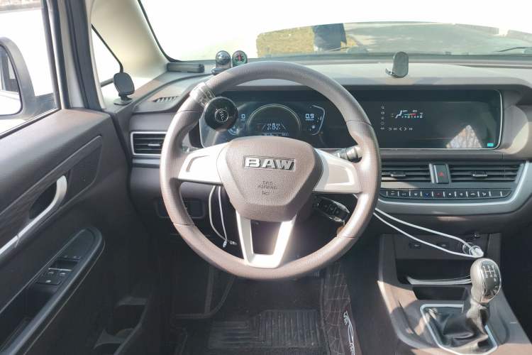 Used BAW Ruisheng Ace M7 2023 2.0L CNG Long Wheelbase Wealth Creation Version 7-seater Steering Wheel
