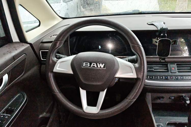 Used BAW Ruisheng Ace M7 2023 2.0L Long Wheelbase Wealth Creation Version 7 Seats Steering Wheel
