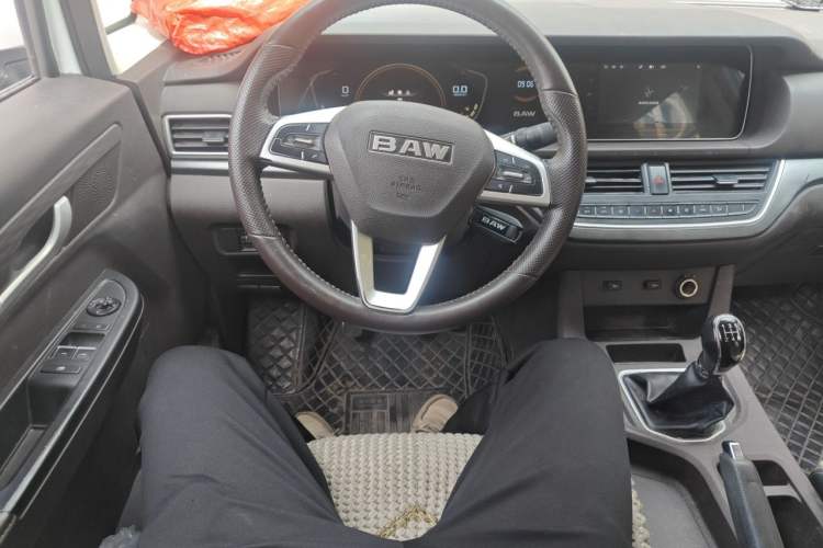 Used BAW Ruisheng Ace M7 2023 2.0L Long Wheelbase Enjoyment Version 7 Seats Steering Wheel