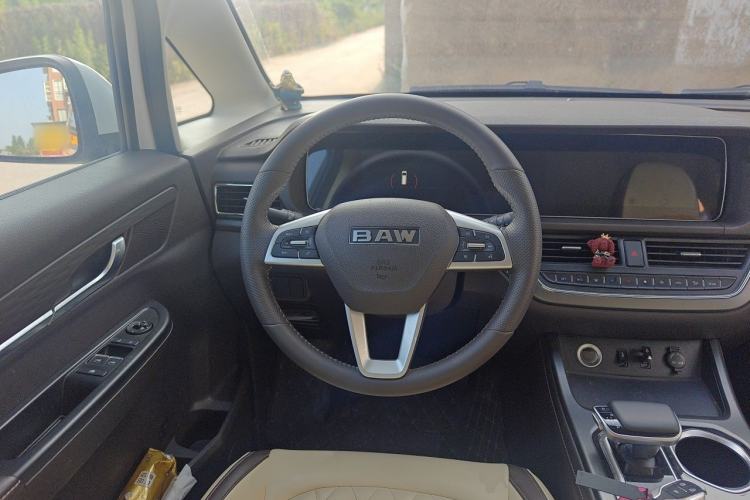 Used BAW Ruisheng Ace M7 2023 2.0L Automatic Long-wheelbase Business Version 7 Seats Steering Wheel