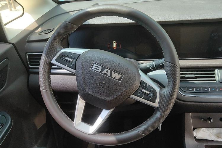 Used BAW Ruisheng Ace M7 2023 2.0L Long-wheelbase Business Version 7 Seats Steering Wheel