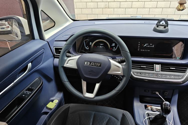 Used BAW Ruisheng Ace M7 2023 1.6L Standard Wheelbase Wealth Creation Version 7 Seats Steering Wheel
