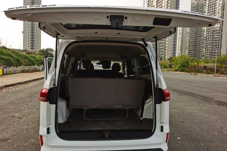 Used BAW Ruisheng Ace M7 2023 2.0L Long Wheelbase Wealth Creation Version 7 Seats Trunk