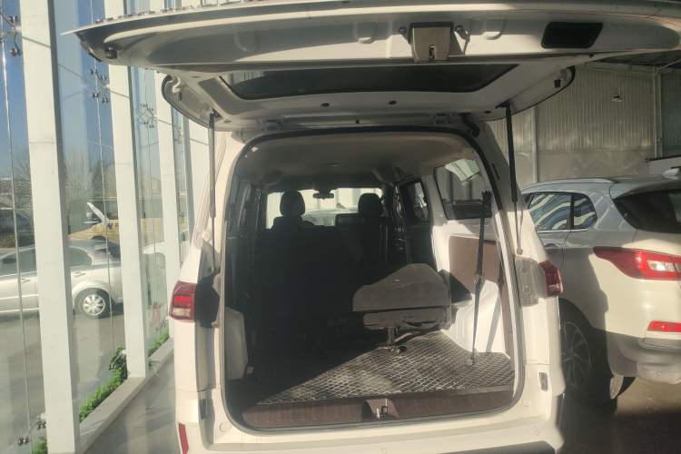 Used BAW Ruisheng Ace M7 2023 2.0L Long Wheelbase Wealth Creation Version 7 Seats Trunk