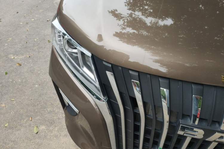 Used BAW Ruisheng Ace M7 2023 2.0L Automatic Long-wheelbase Business Version 7 Seats Right Front Headlight