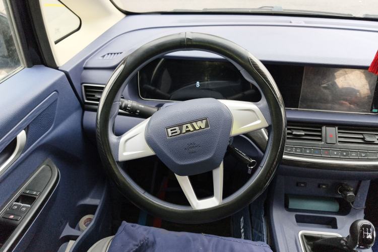 Used BAW Ruisheng Ace M7 2024 2.0L CNG Comfort Version 7 Seats Steering Wheel