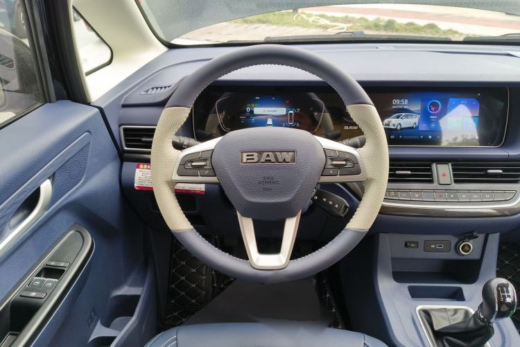 Used BAW Ruisheng Ace M7 2024 2.0L Long Wheelbase Wealth Creation Version 7 Seats Steering Wheel