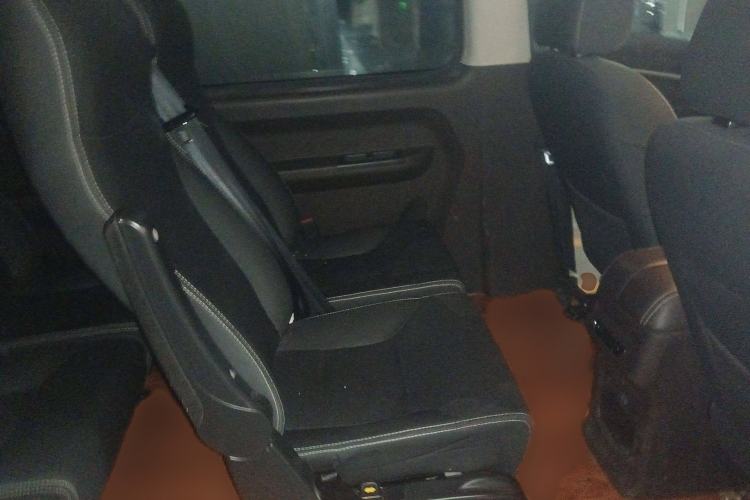 Used BAW Ruisheng Ace M7 2024 2.0L CNG Advanced Commercial Version 9 Seats Interior 4