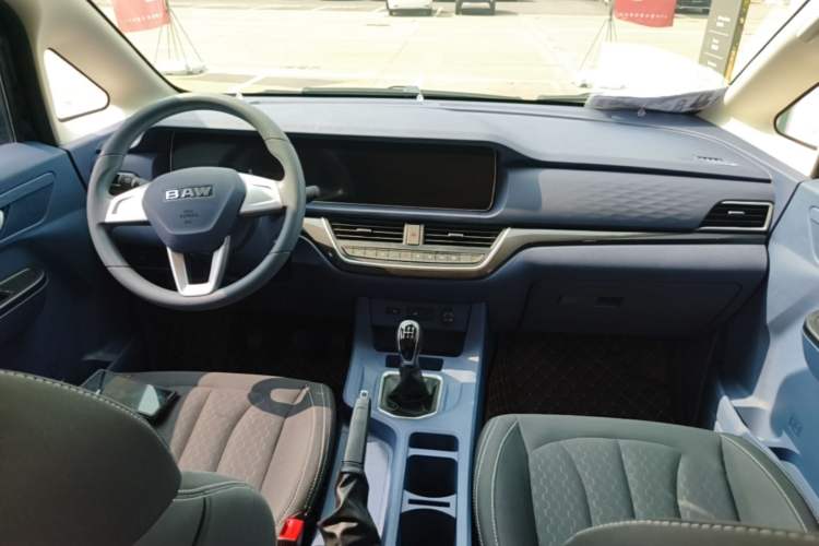 Used BAW Ruisheng Ace M7 2025 1.6L Manual Standard Wheelbase Comfort Version 5 Seats Center Console